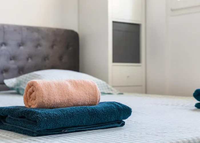 Jardin Pauline 2 Pieces Balcon Proche جوان ليه باه