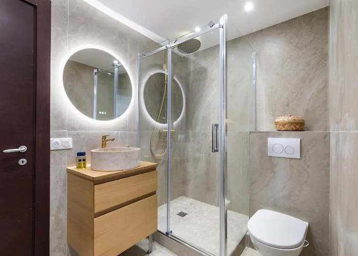 Poincare 2 Pièces Balcon Proche * Juan-les-Pins