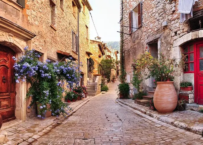 Poincare 2 Pièces Balcon Proche